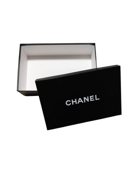 CHANEL Authentic EMPTY Large Black & White Logo Gift Box 11" x 7" x 4"